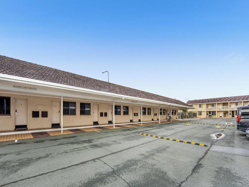 Sunnybank Star Hotel & Apartments image
