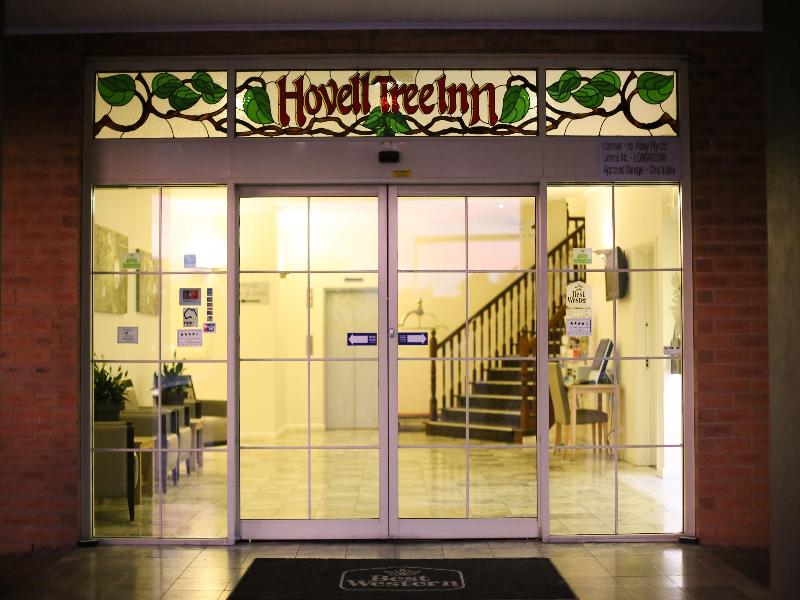 Best Western Plus Hovell Tree Inn — view