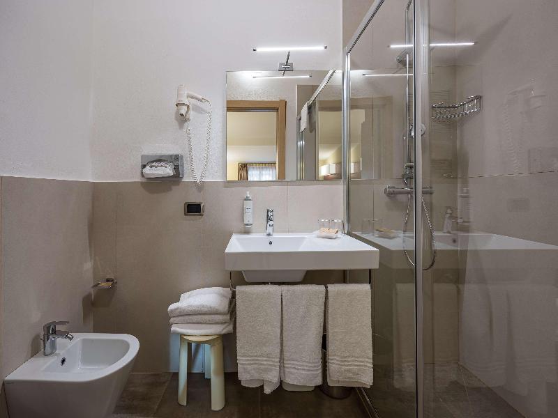 Best Western Hotel Armando image