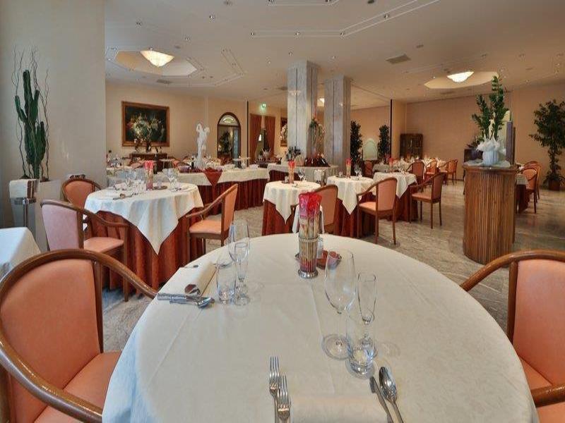 Best Western Hotel Globus City image