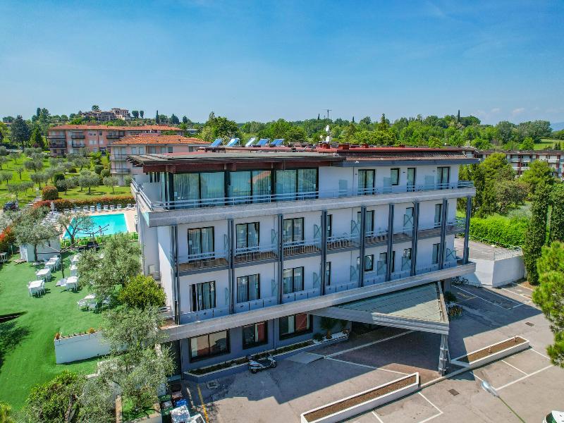 Hotel Oliveto image