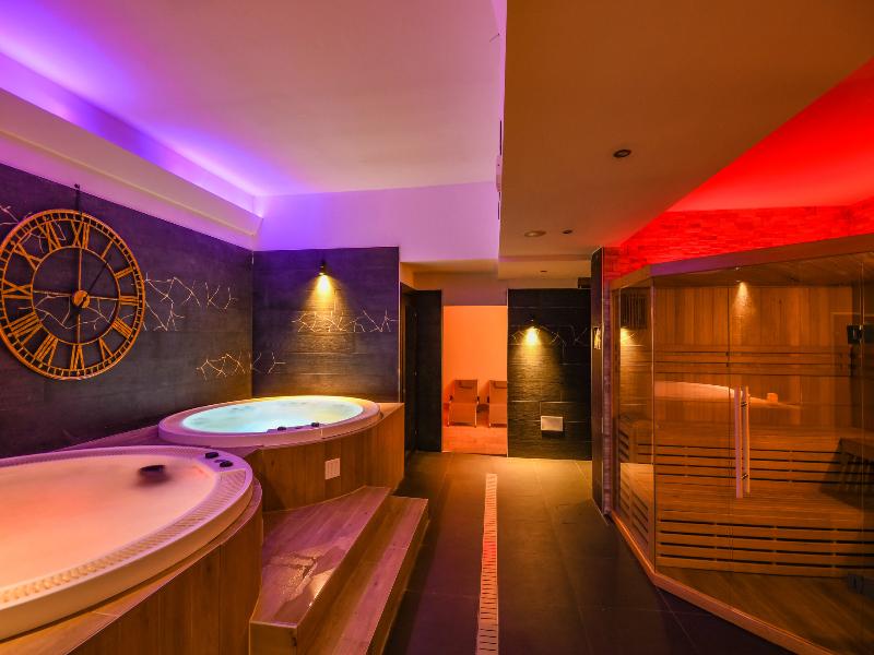 Hotel Oliveto image