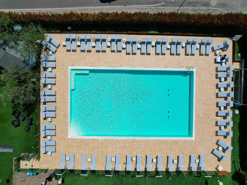 Hotel Oliveto image