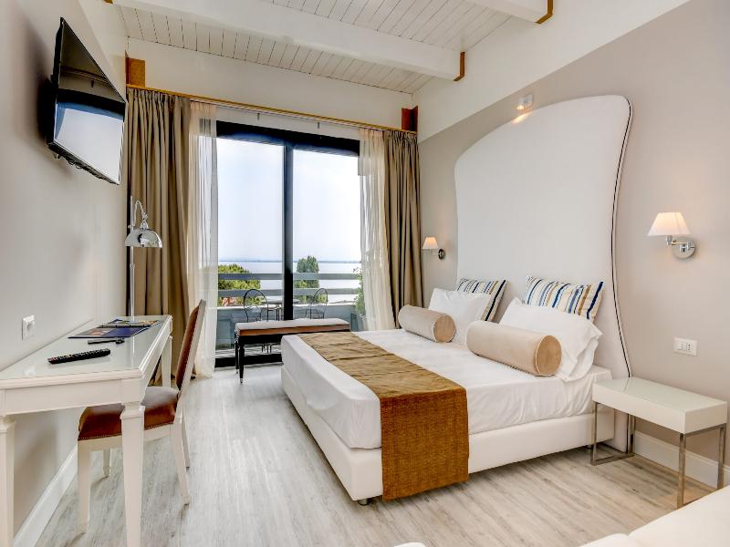 Hotel Oliveto image