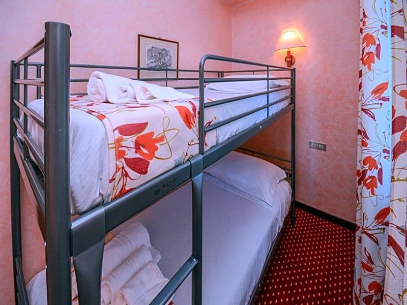 Hotel Oliveto image