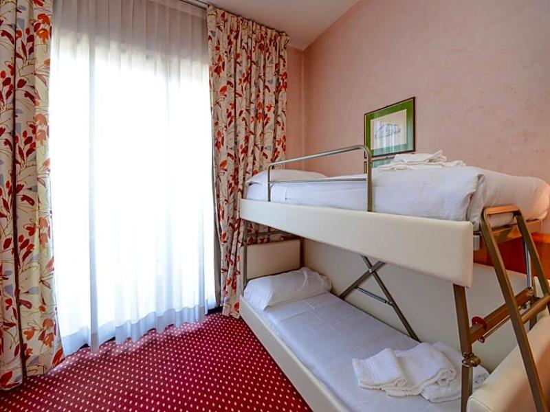Hotel Oliveto image