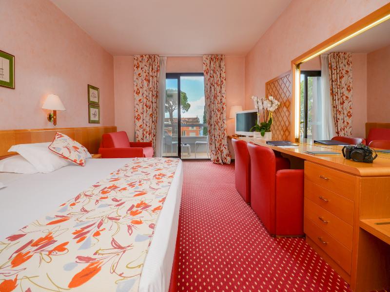 Hotel Oliveto image