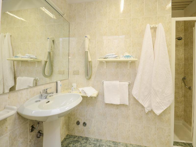 Hotel Oliveto image