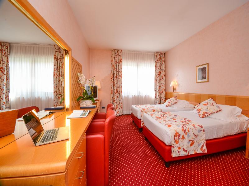 Hotel Oliveto image