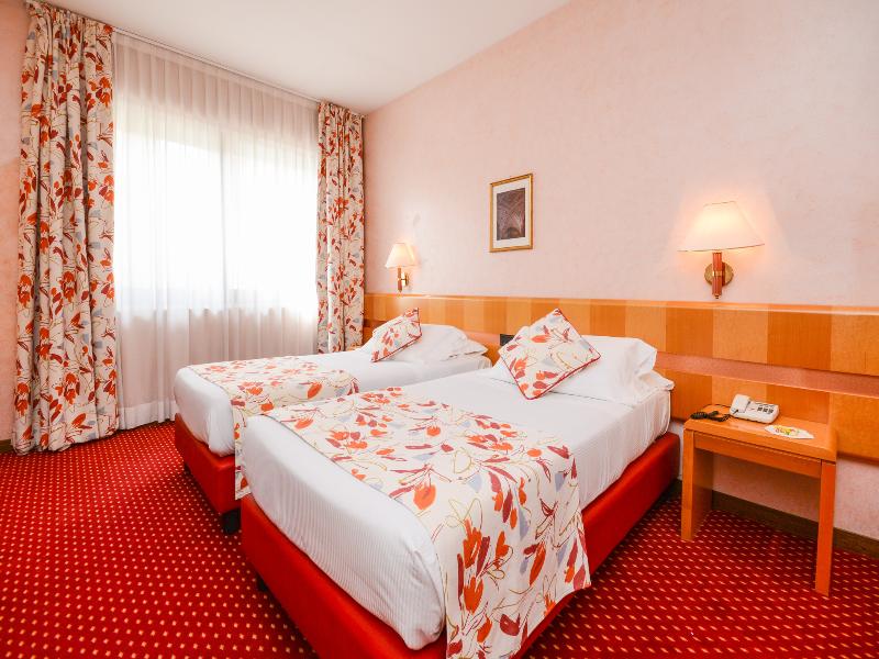 Hotel Oliveto image