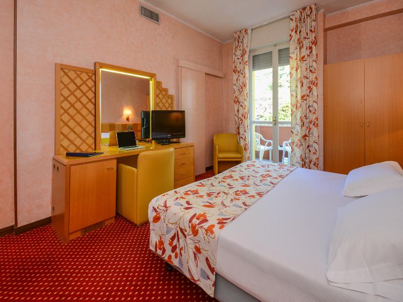 Hotel Oliveto image