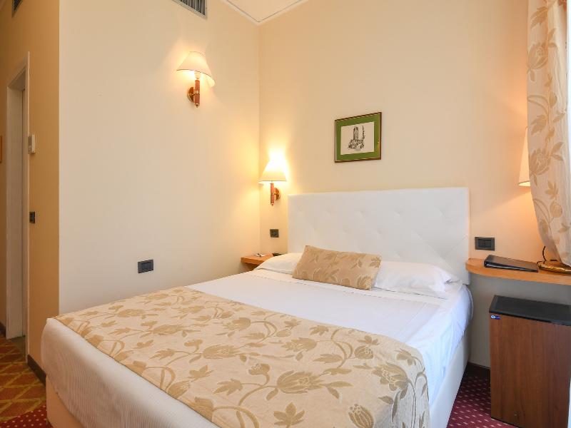 Hotel Oliveto image