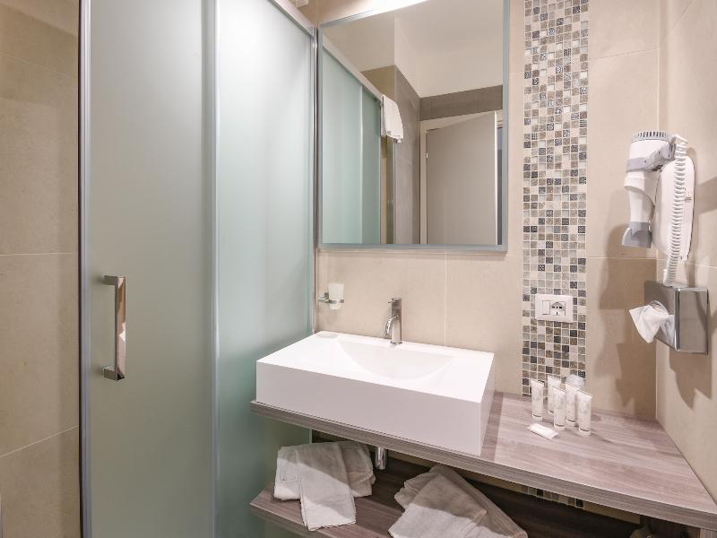 Hotel Oliveto image