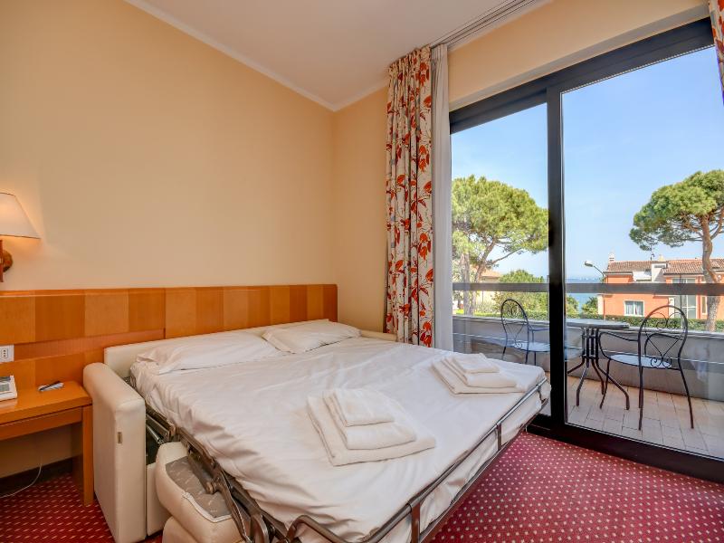 Hotel Oliveto image