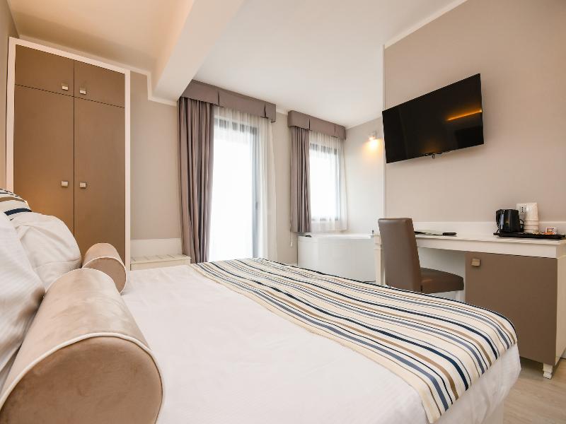 Hotel Oliveto image