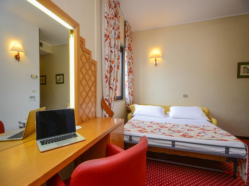 Hotel Oliveto image