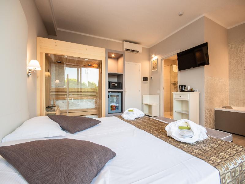 Hotel Oliveto image