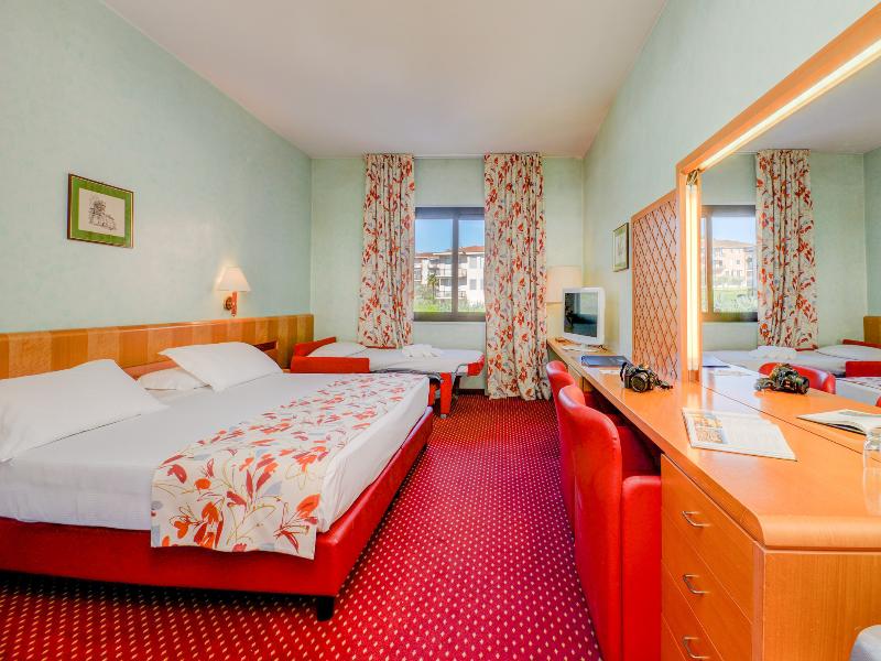 Hotel Oliveto image