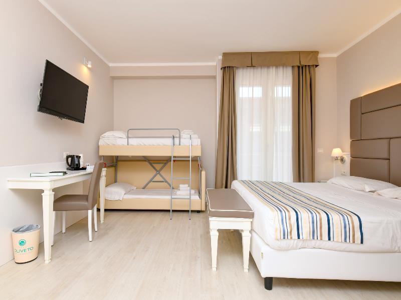 Hotel Oliveto image