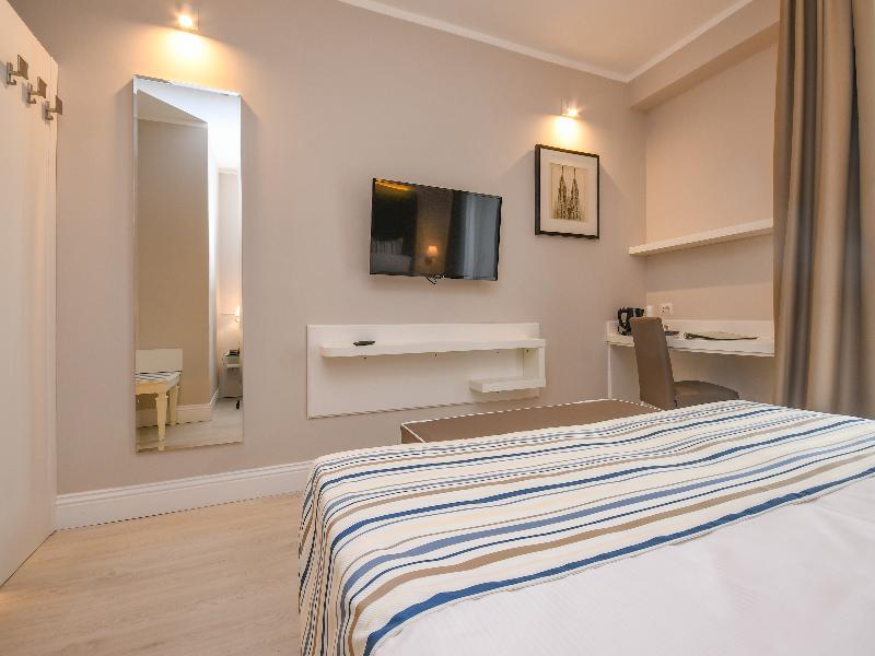 Hotel Oliveto image