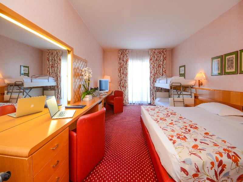 Hotel Oliveto image