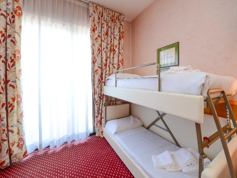 Hotel Oliveto image