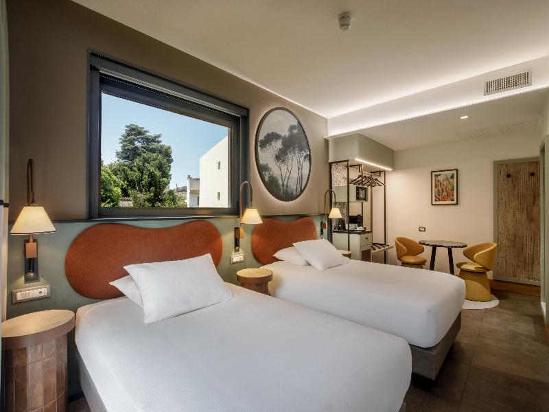 Spring House Hotel Rome Vatican, Tapestry Coll image