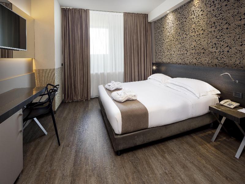 Best Western Plus Hotel Farnese image