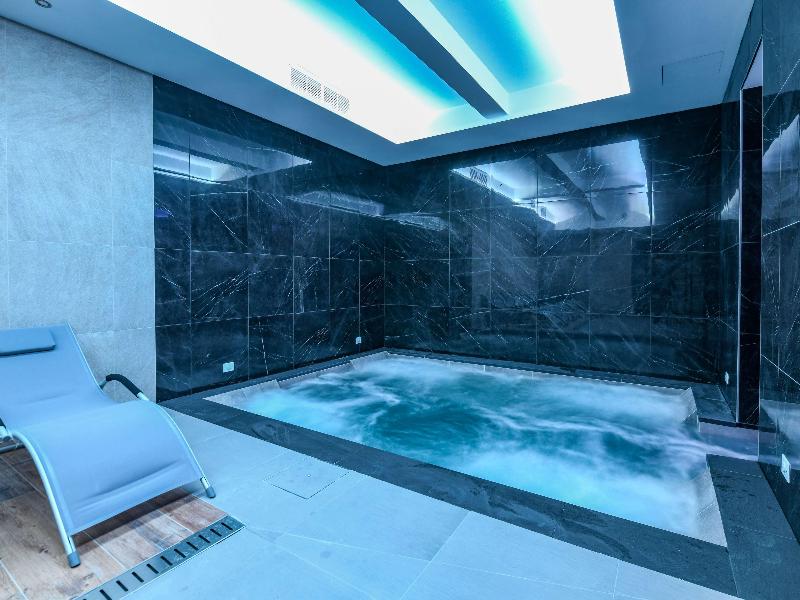 Hotel Master image