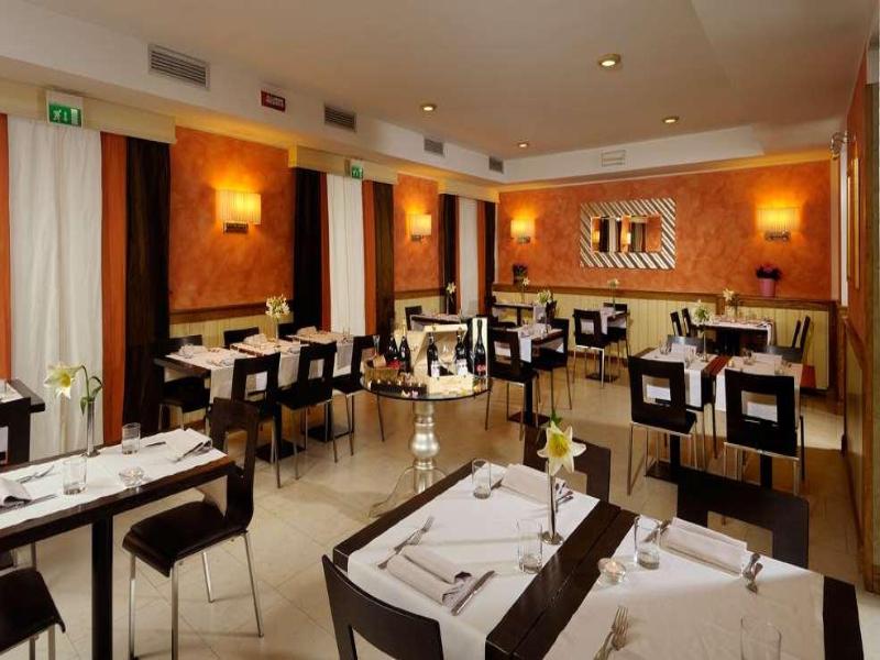 Hotel Master image