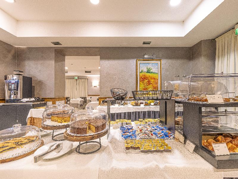 Hotel Master image