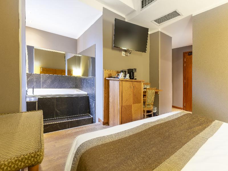 Hotel Master image