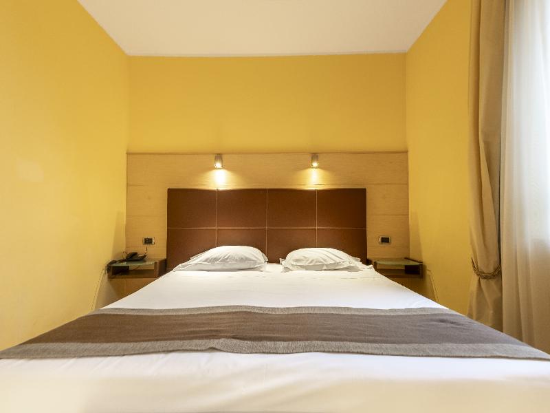 Hotel Master image