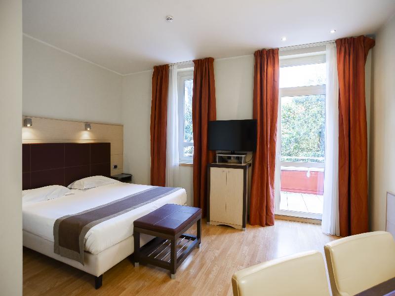 Hotel Master image