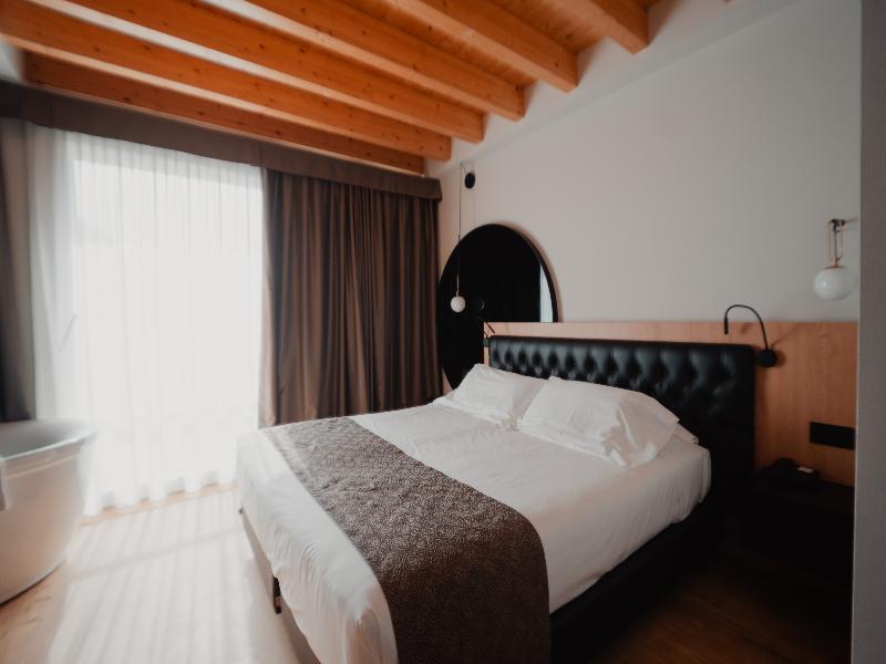 Hotel Master image
