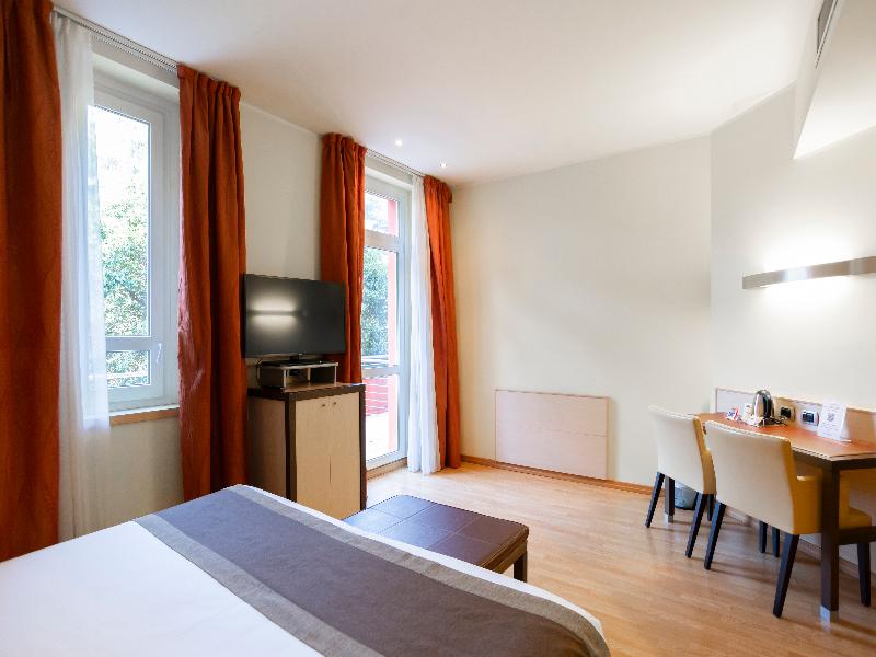 Hotel Master image