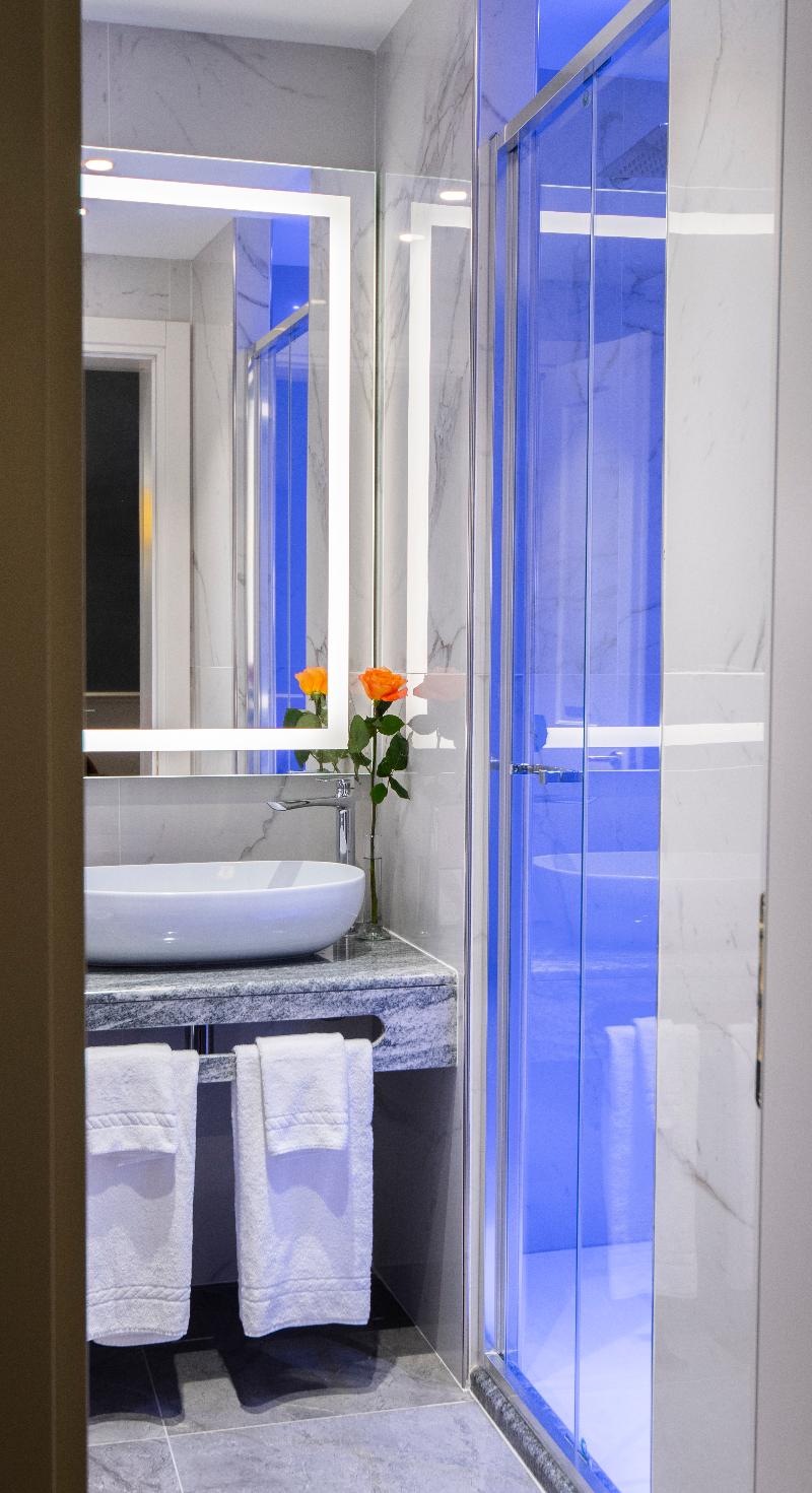 Rivoli Boutique Hotel image