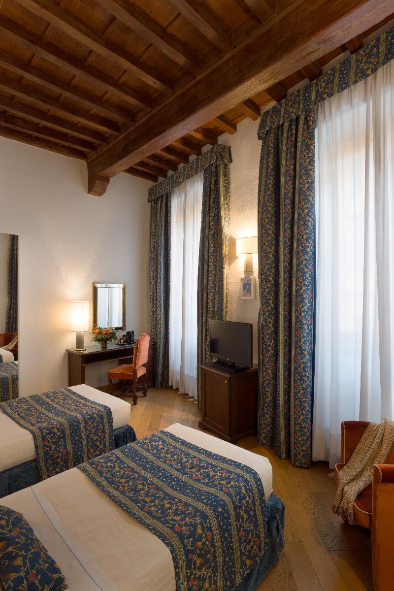 Rivoli Boutique Hotel image