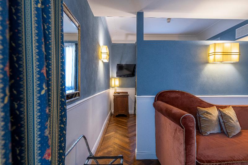 Rivoli Boutique Hotel image
