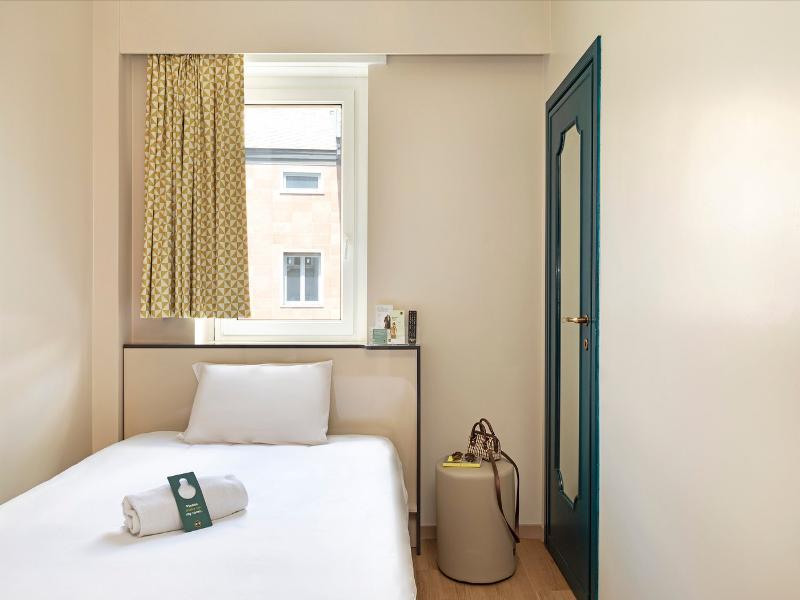B&B Hotel Como City Center image