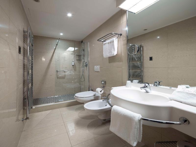 Best Western Hotel Biri image