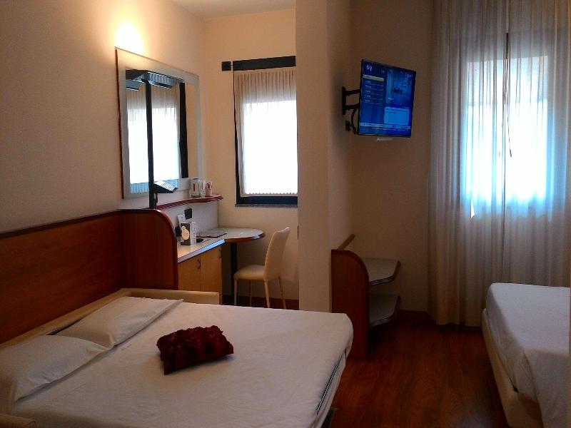 Best Western Hotel Solaf image