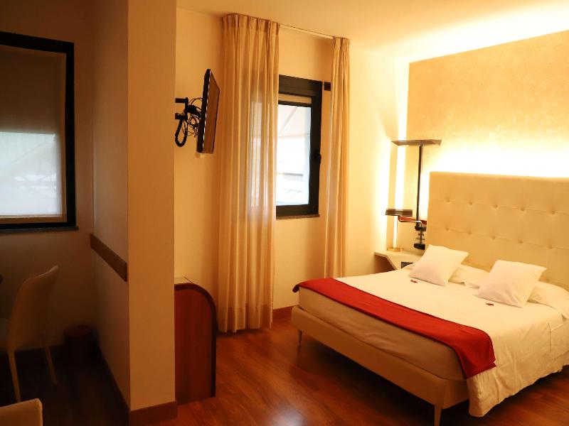 Best Western Hotel Solaf image