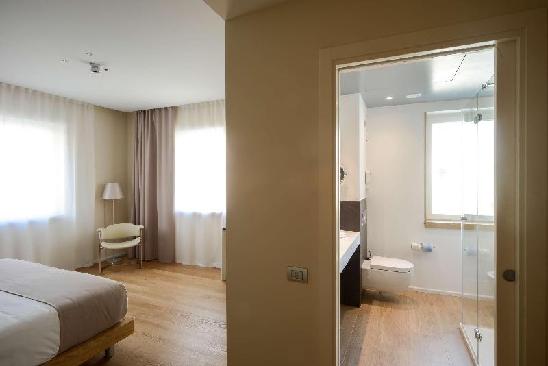 Stay in style at Best Western Plus Hotel Bologna