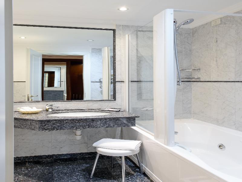 Grand Hotel Adriatico image
