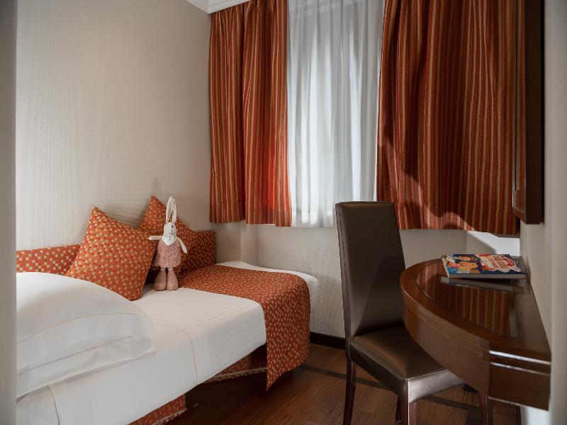 Grand Hotel Adriatico image