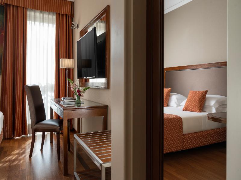 Grand Hotel Adriatico image