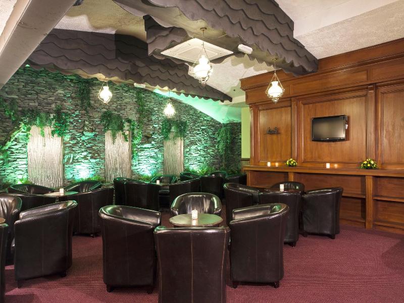 Eviston House Hotel image