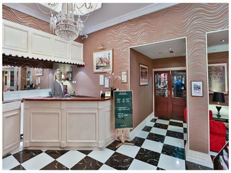 Eviston House Hotel image