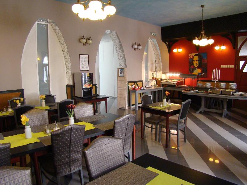 BEST WESTERN Janus Atrium Hotel image